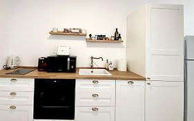 Cosy Hollow - Pet Friendly